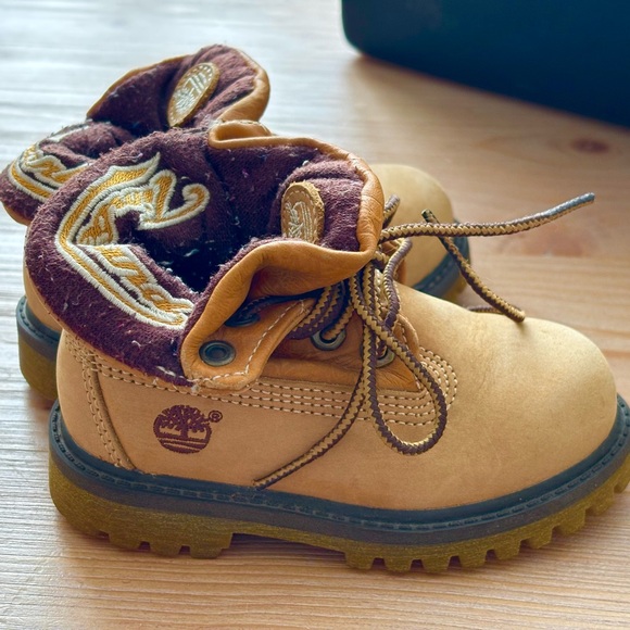 Timberland Tan Baby Boots - Picture 2 of 11
